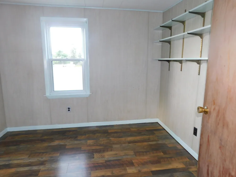 489 S Catalpa Avenue Everett Township, MI 49349