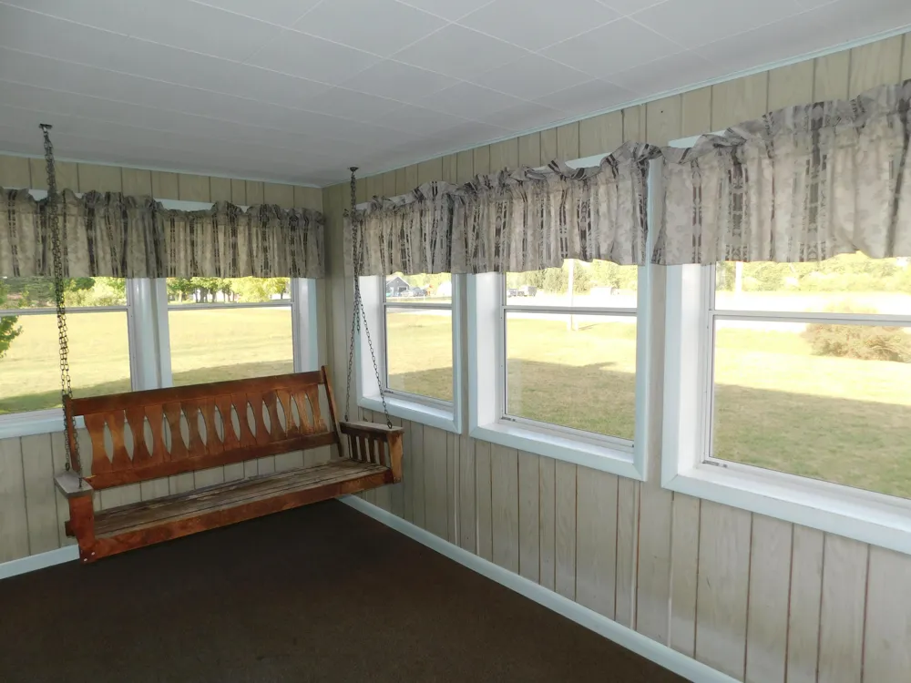 489 S Catalpa Avenue Everett Township, MI 49349