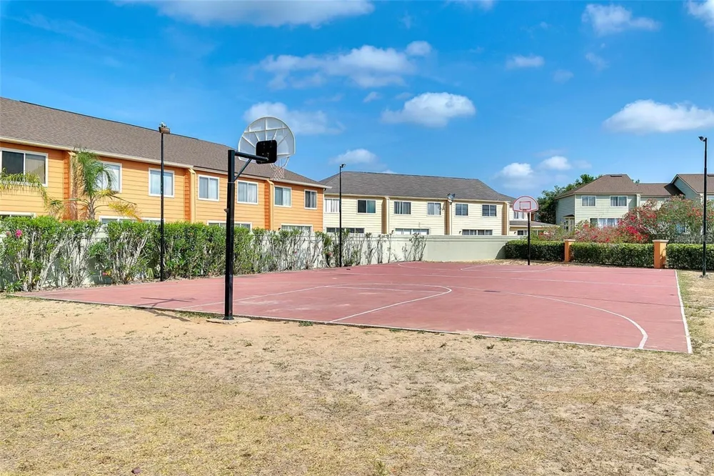 843 CARIBBEAN DRIVE #B Davenport, FL 33897