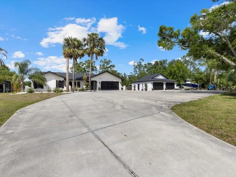 15650 PRARIE CREEK BLVD Punta Gorda, FL 33982