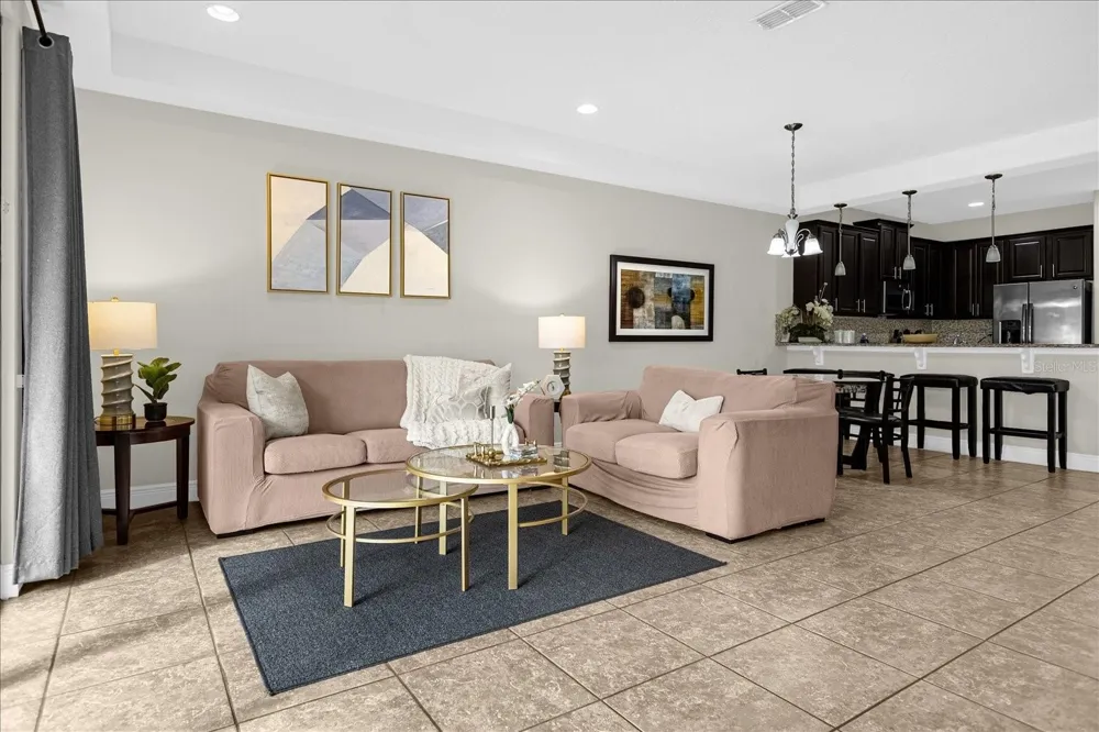 8118 ROSEVILLE BOULEVARD Davenport, FL 33896