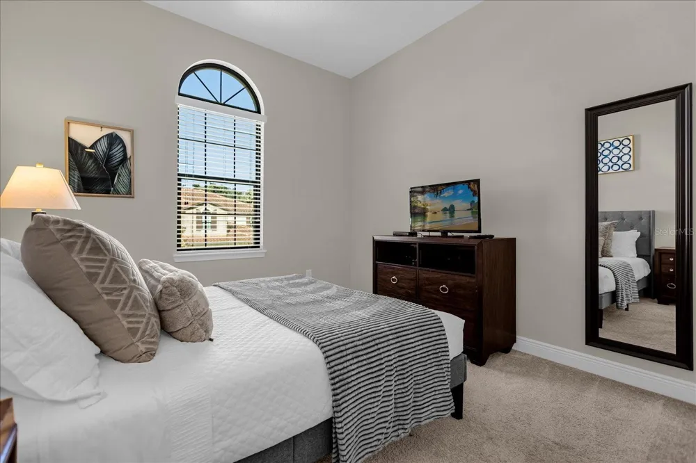 8118 ROSEVILLE BOULEVARD Davenport, FL 33896