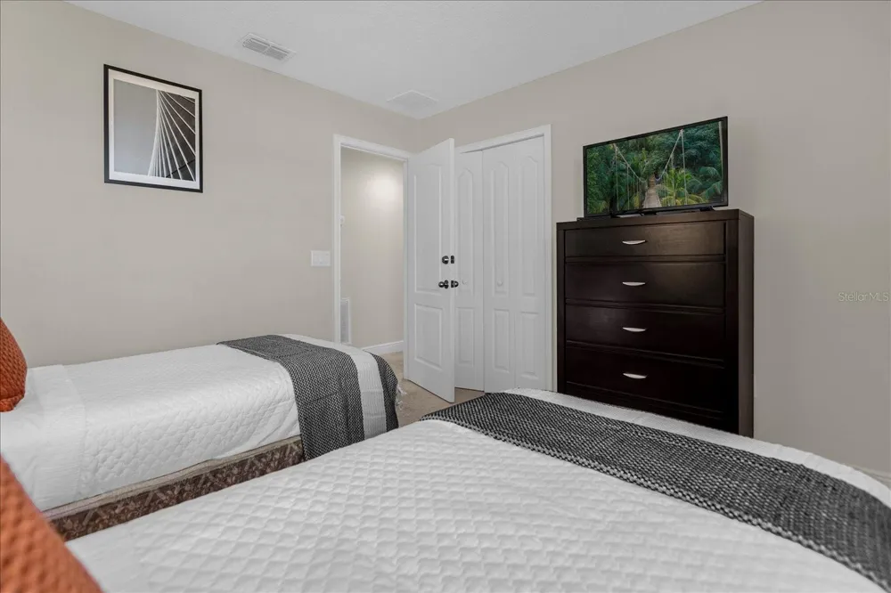 8118 ROSEVILLE BOULEVARD Davenport, FL 33896