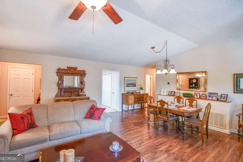 2235 Old Hamilton PL Gainesville, GA 30507