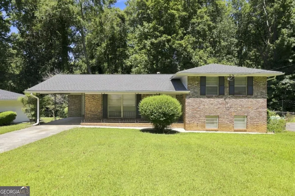 2909 Briarwood BLVD East Point, GA 30344