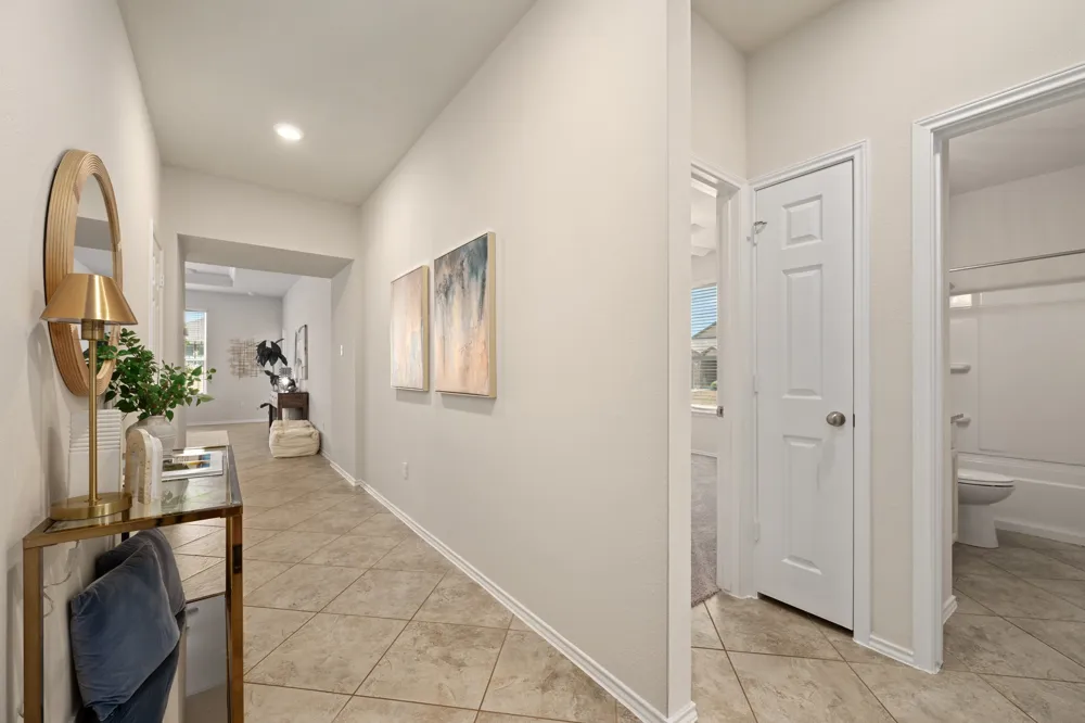 100 Tanager Pass Cove Leander, TX 78641