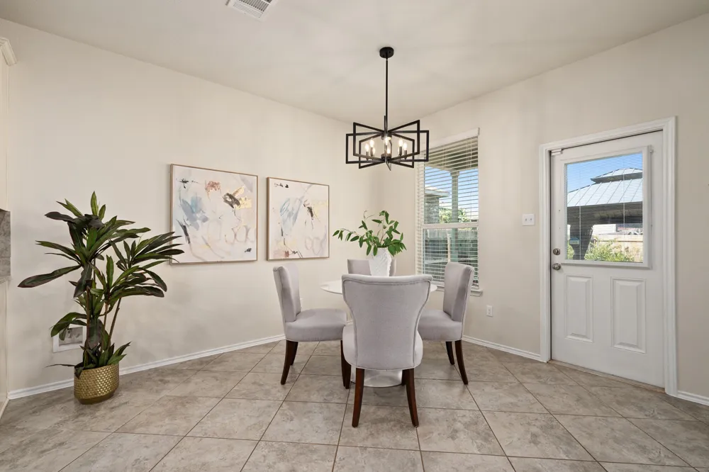 100 Tanager Pass Cove Leander, TX 78641