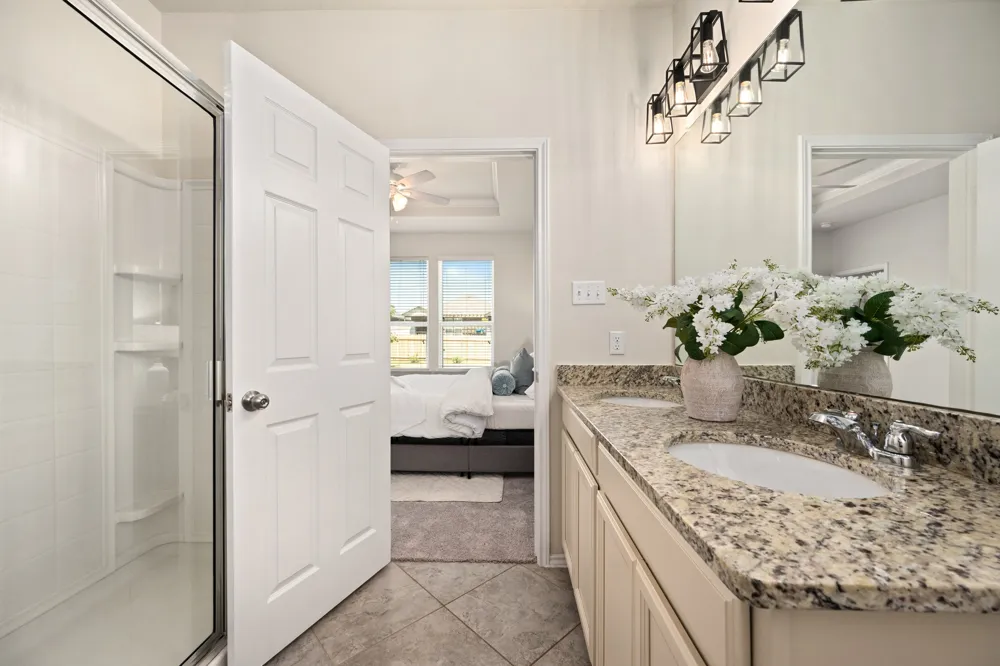 100 Tanager Pass Cove Leander, TX 78641