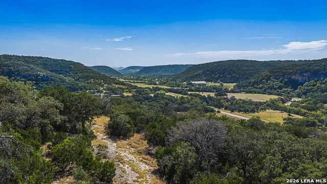 11482 Fm 337 Medina, TX 78055