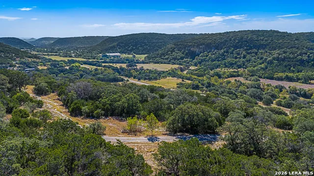 11482 Fm 337 Medina, TX 78055