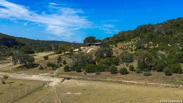 11482 Fm 337 Medina, TX 78055