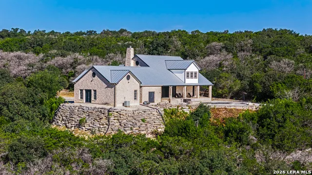 11482 Fm 337 Medina, TX 78055