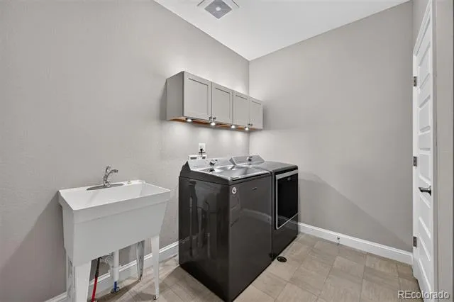 18111 W 94th Lane Arvada, CO 80007