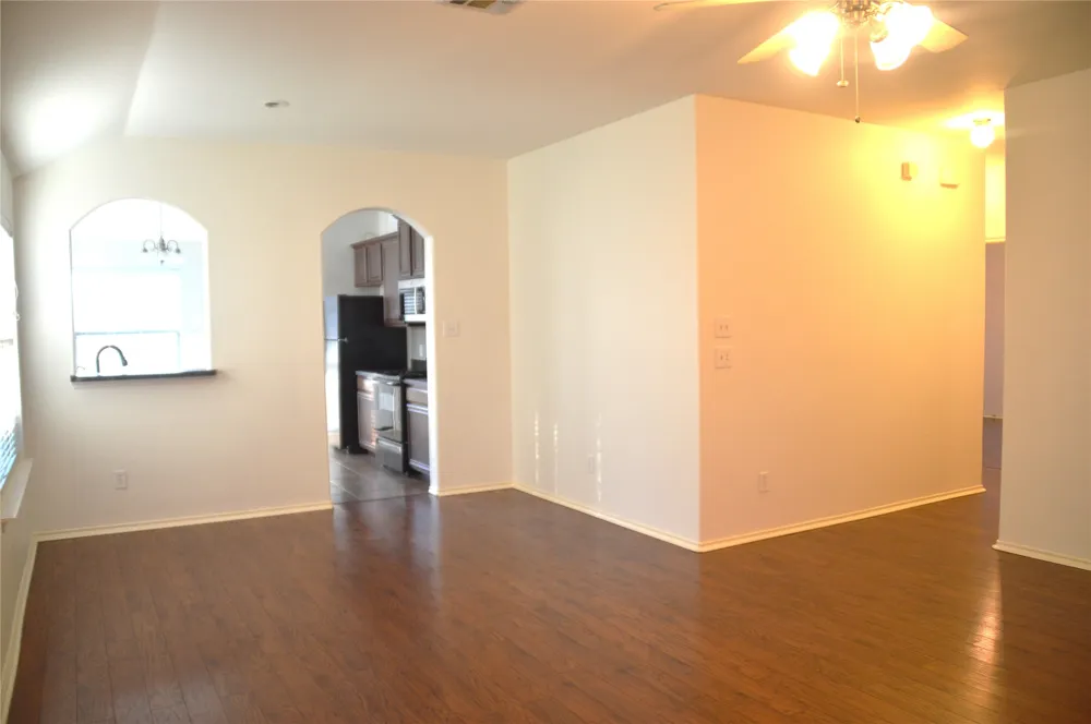 145 Meadow Crest Drive Princeton, TX 75407