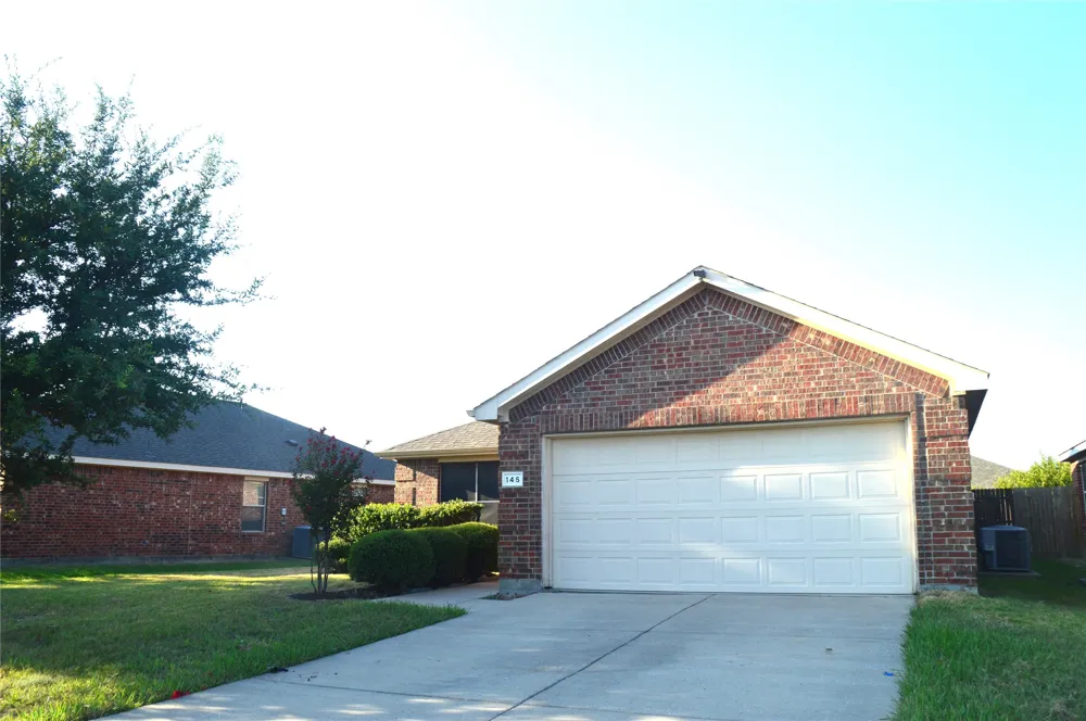 145 Meadow Crest Drive Princeton, TX 75407