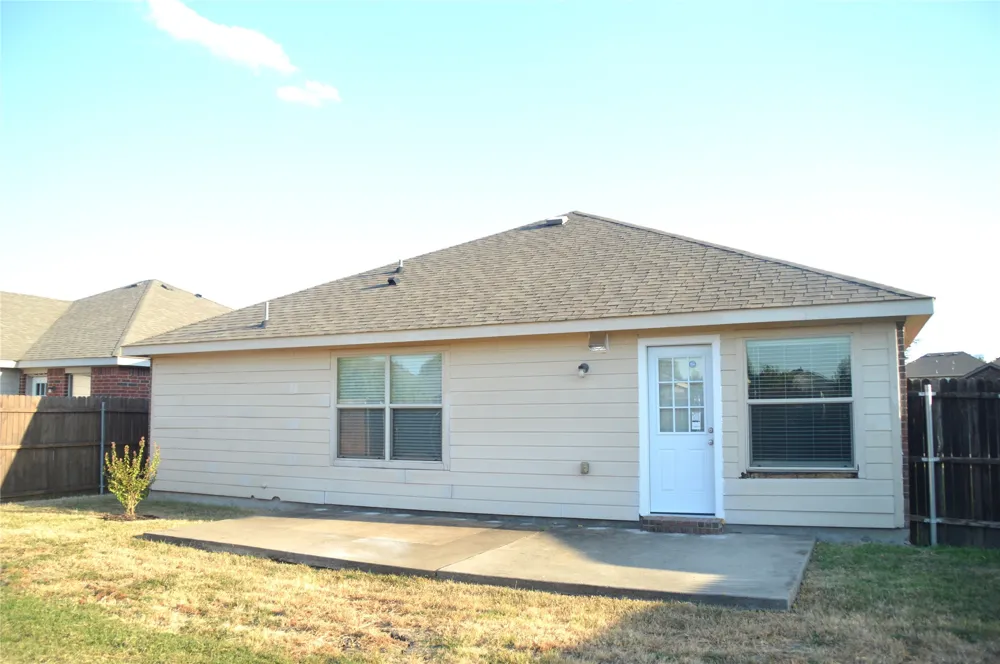 145 Meadow Crest Drive Princeton, TX 75407