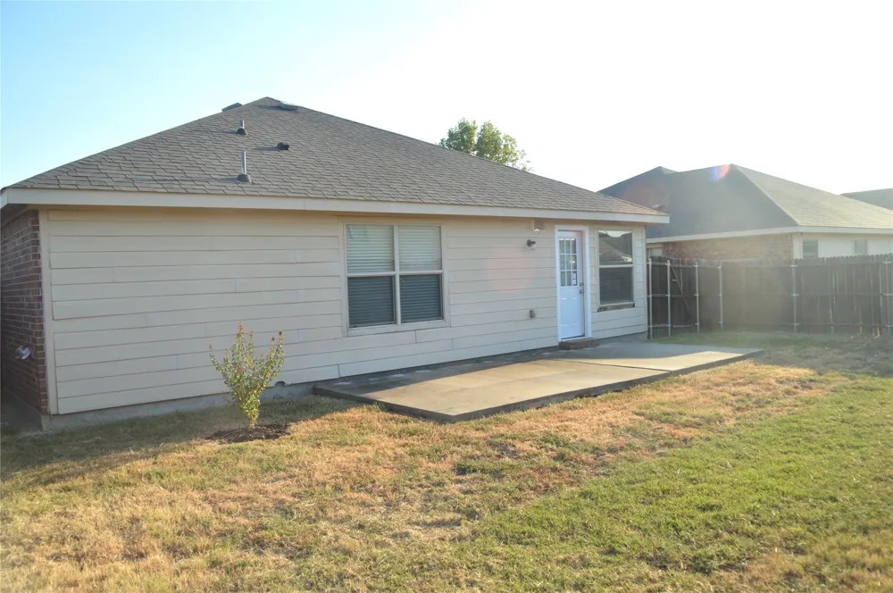 145 Meadow Crest Drive Princeton, TX 75407