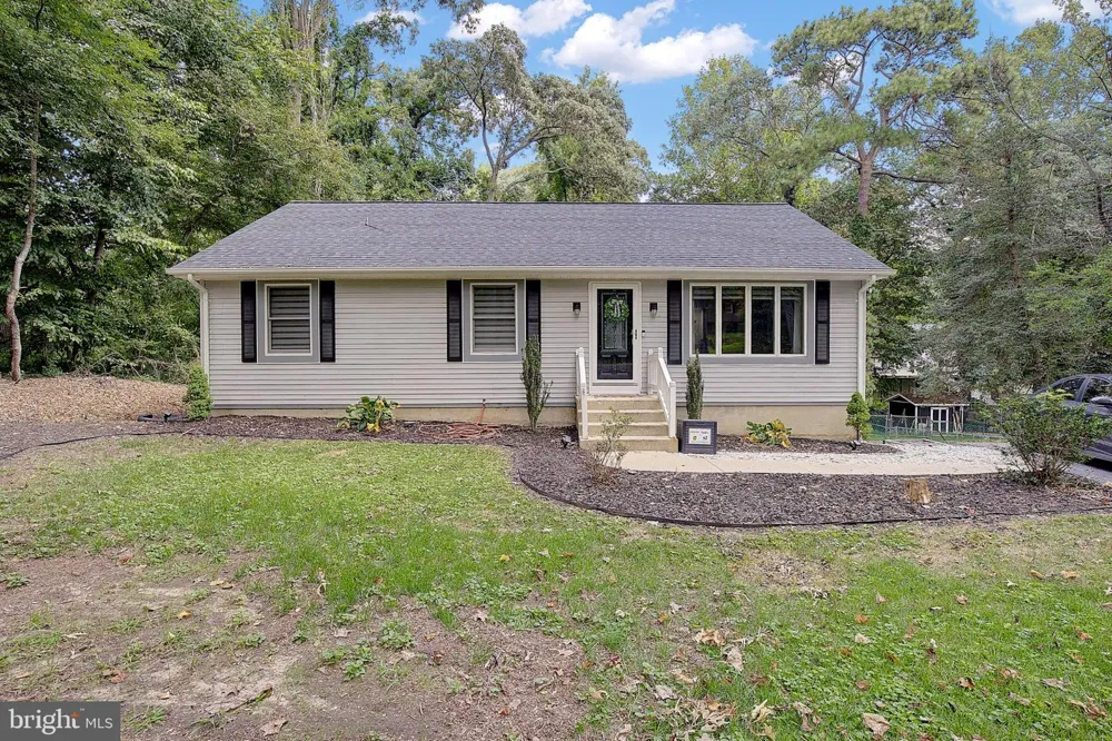 5822 LONG BEACH DRIVE St Leonard, MD 20685