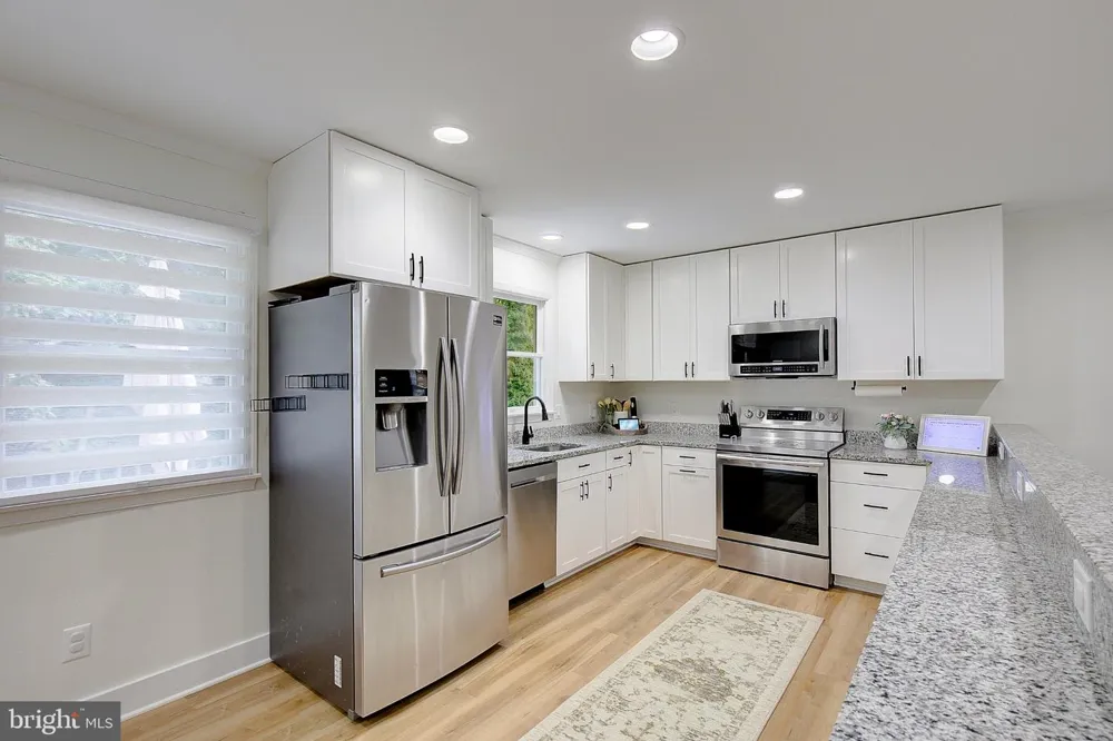 5822 LONG BEACH DRIVE St Leonard, MD 20685