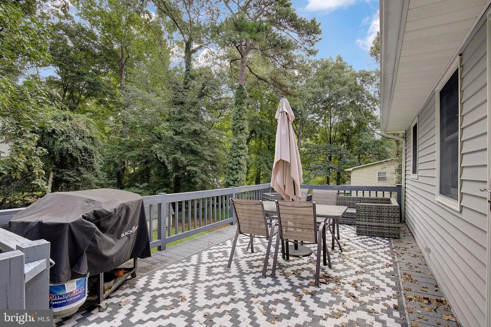 5822 LONG BEACH DRIVE St Leonard, MD 20685