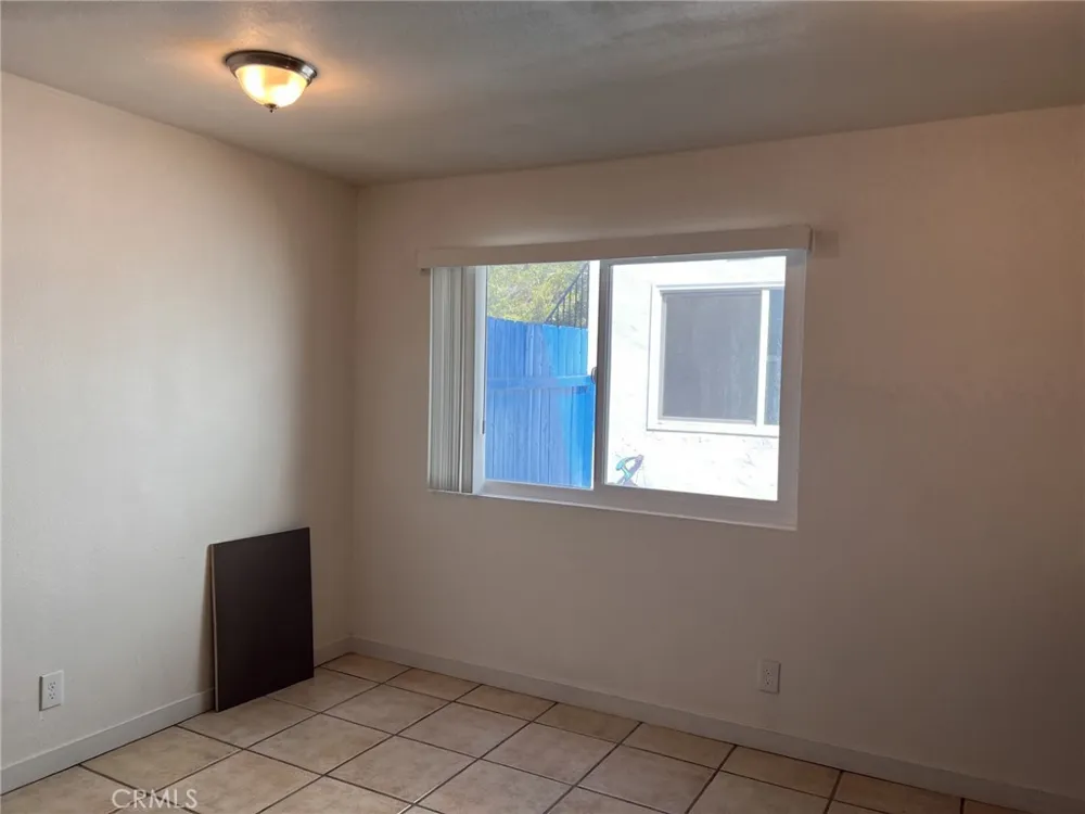 516 Diamond #D Monrovia, CA 91016