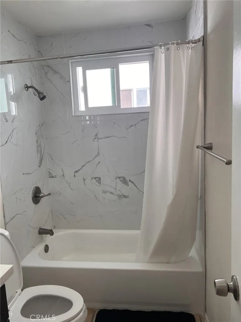 516 Diamond #D Monrovia, CA 91016