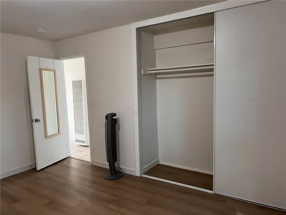 516 Diamond #D Monrovia, CA 91016