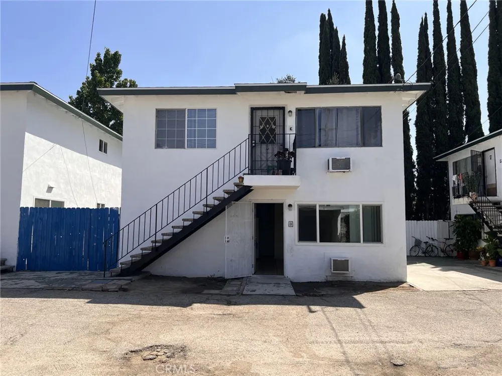 516 Diamond #D Monrovia, CA 91016