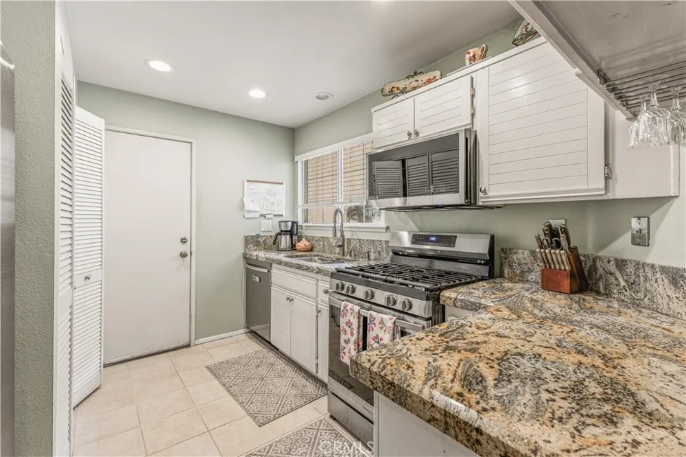 25873 McBean Parkway #54 Valencia, CA 91355