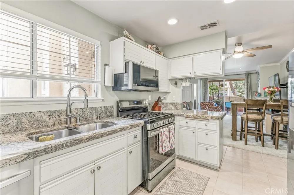 25873 McBean Parkway #54 Valencia, CA 91355