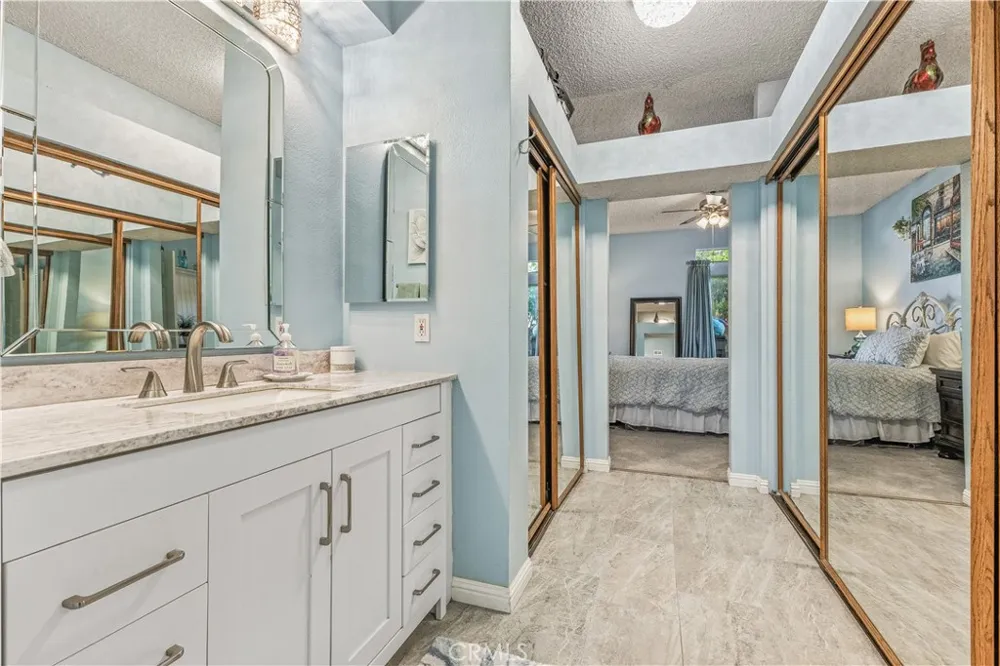 25873 McBean Parkway #54 Valencia, CA 91355