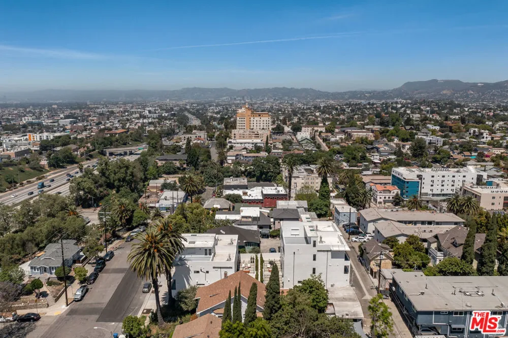 2001 W Bellevue Avenue Los Angeles, CA 90026