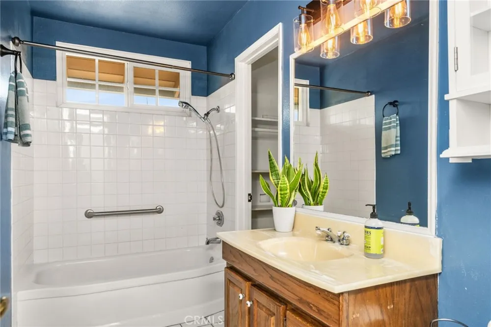 1249 Bering Street Placentia, CA 92870