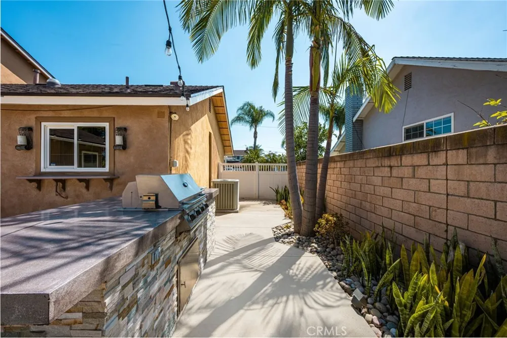 1249 Bering Street Placentia, CA 92870