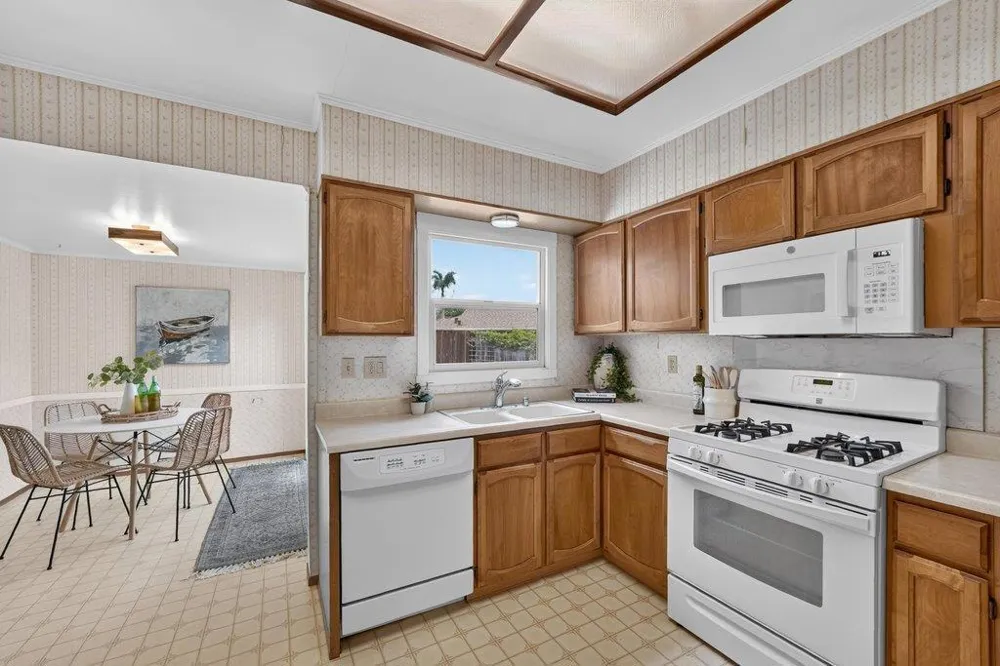 115 Fairhaven Court Watsonville, CA 95076