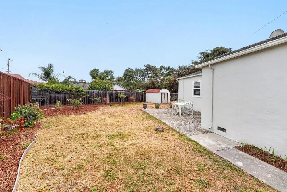 115 Fairhaven Court Watsonville, CA 95076