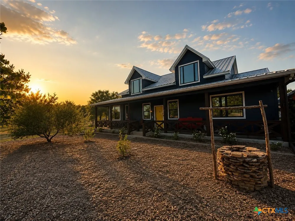 2415 Old Crawford Road Crawford, TX 76638