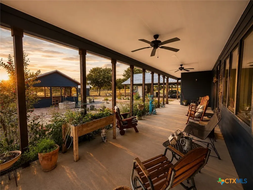 2415 Old Crawford Road Crawford, TX 76638