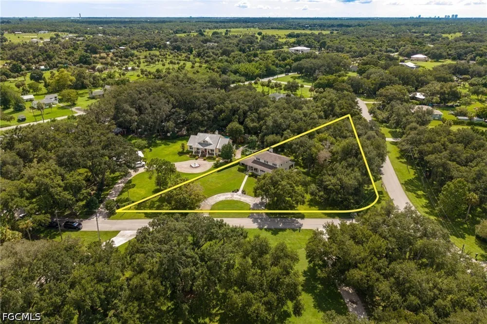 Long Lake Drive Fort Myers, FL 33905