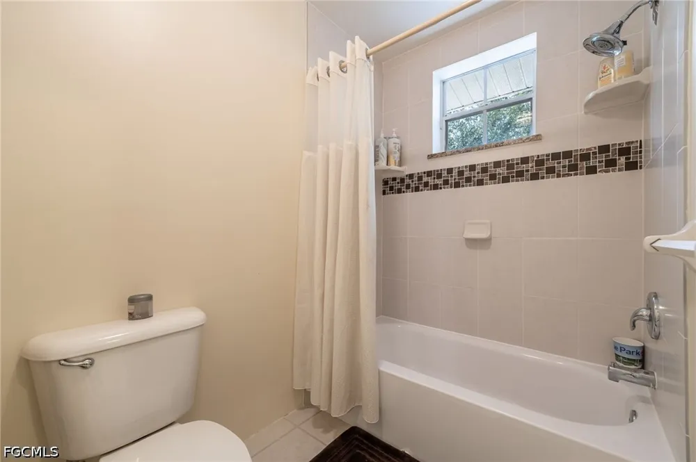 Long Lake Drive Fort Myers, FL 33905