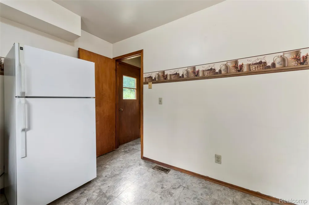 3250 Groveland Road Groveland Township, MI 48462