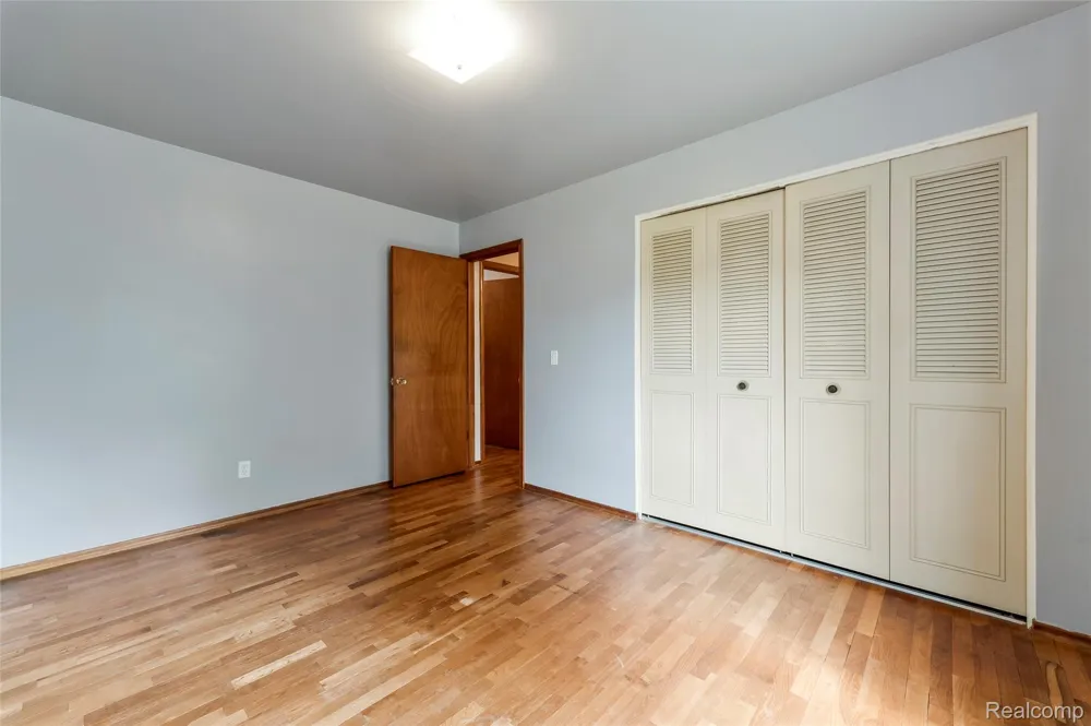 3250 Groveland Road Groveland Township, MI 48462