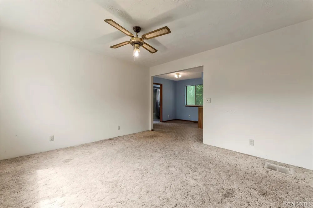 3250 Groveland Road Groveland Township, MI 48462