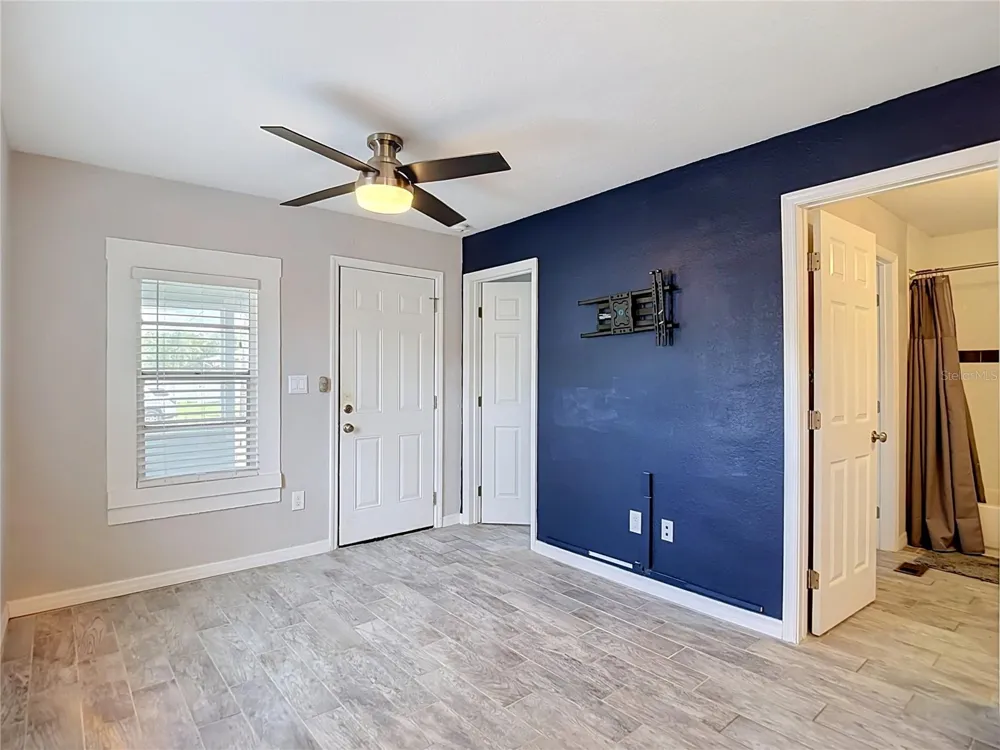 608 LINCOLN AVENUE Tampa, FL 33609