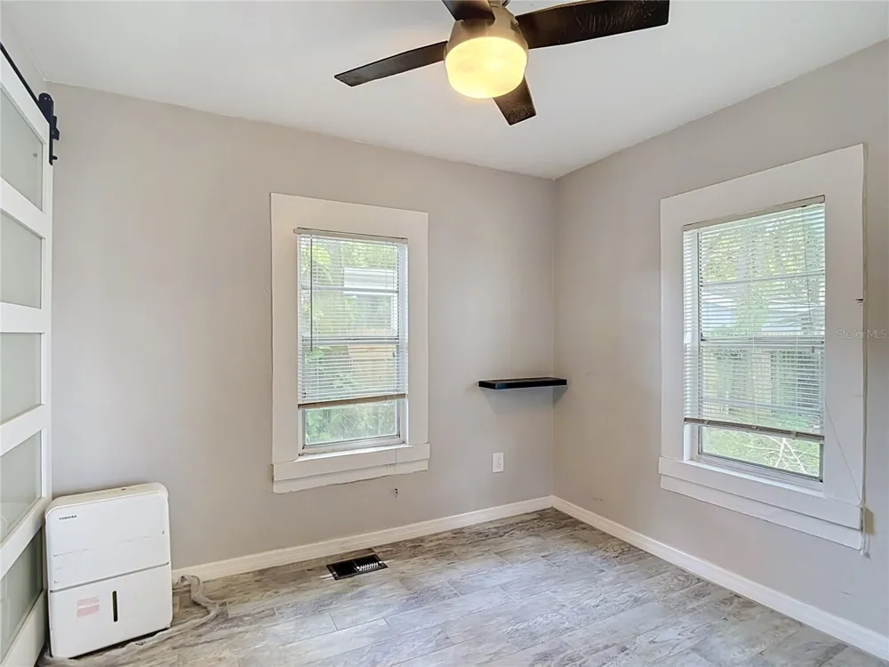 608 LINCOLN AVENUE Tampa, FL 33609