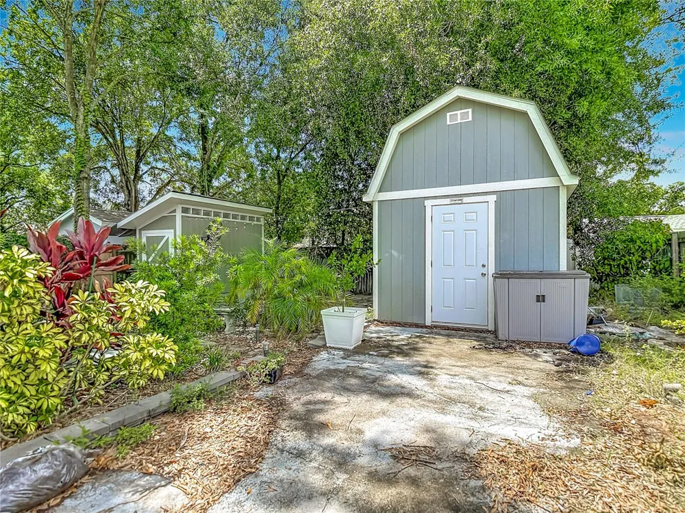 608 LINCOLN AVENUE Tampa, FL 33609