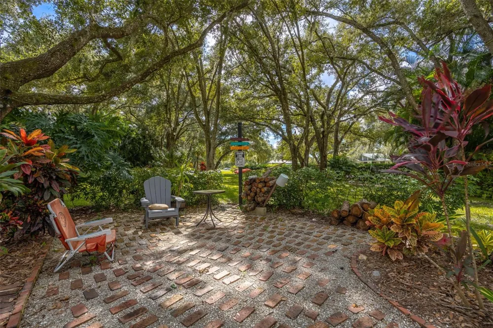 4691 LONG LAKE DRIVE Fort Myers, FL 33905