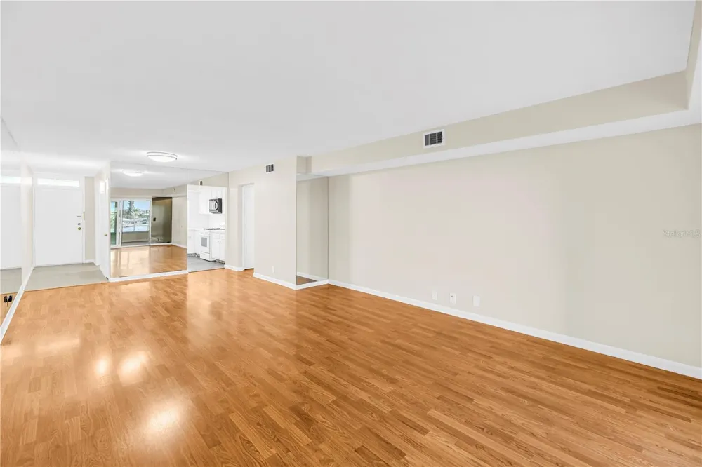 1868 SHORE DRIVE S #310 South Pasadena, FL 33707