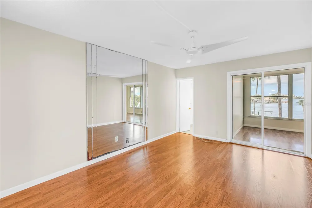 1868 SHORE DRIVE S #310 South Pasadena, FL 33707