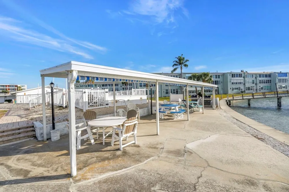 1868 SHORE DRIVE S #310 South Pasadena, FL 33707